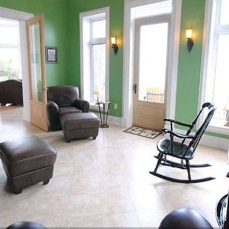 Cliffside Bed & Breakfast Culloden Экстерьер фото